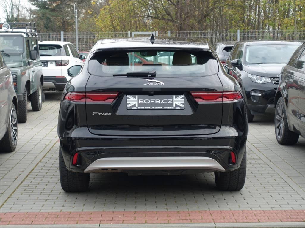 2021 Jaguar F-PACE - 7