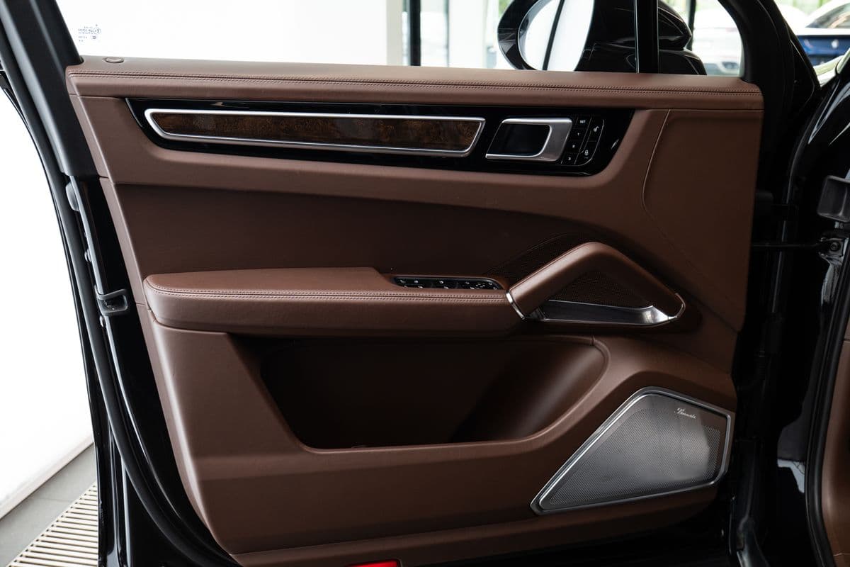 2018 Porsche CAYENNE - 7