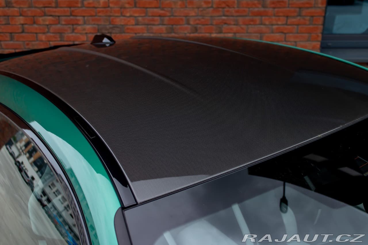 2024 BMW M4 - 17