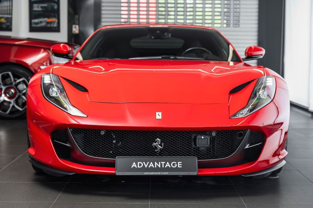 2019 Ferrari 812 - 2