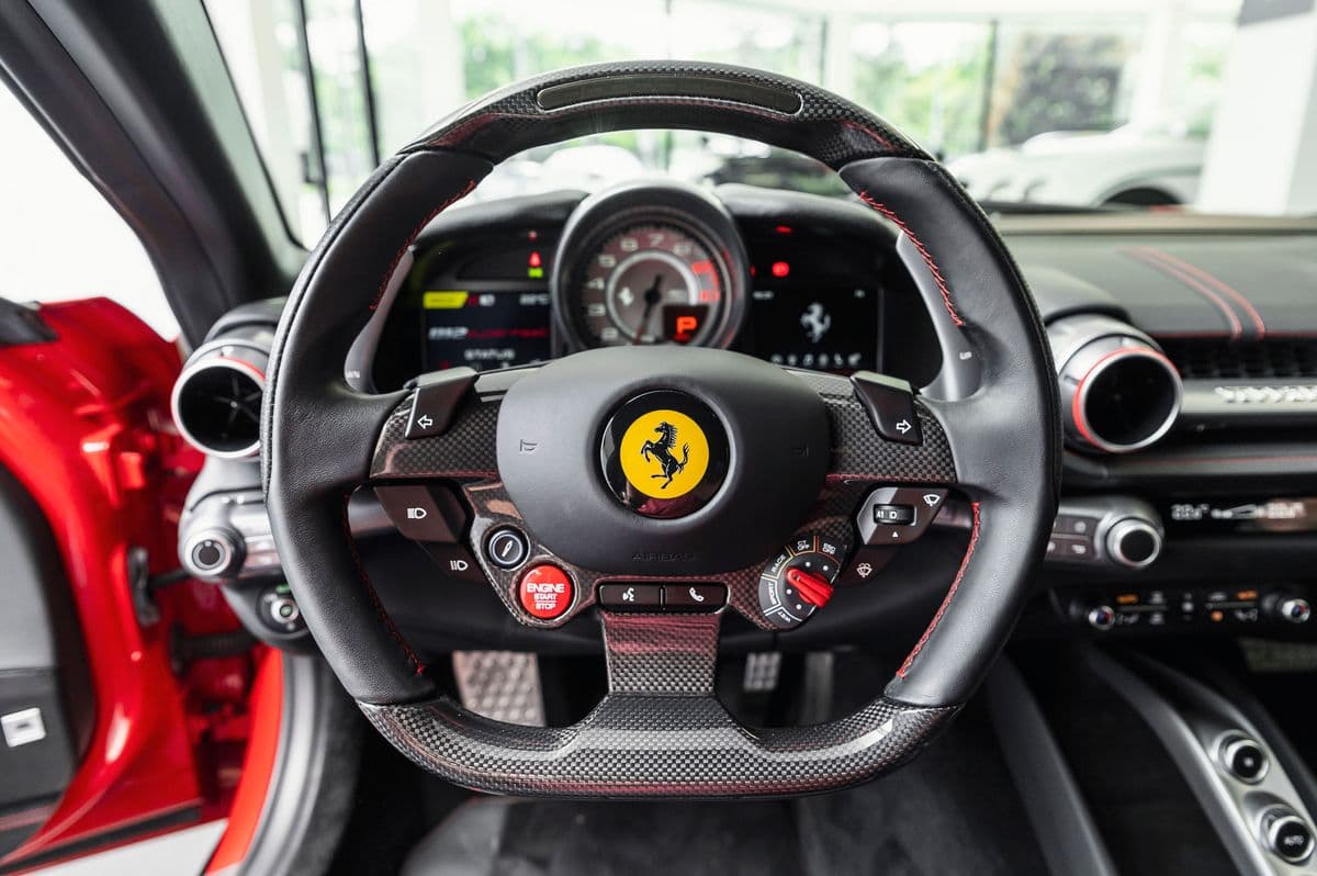 2019 Ferrari 812 - 6