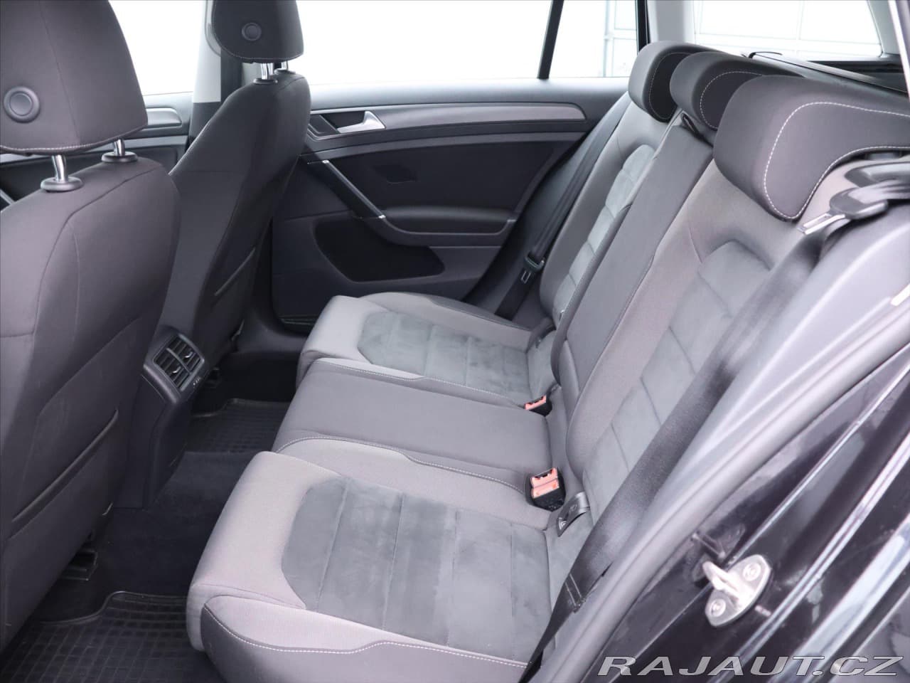 2017 Volkswagen GOLF - 14