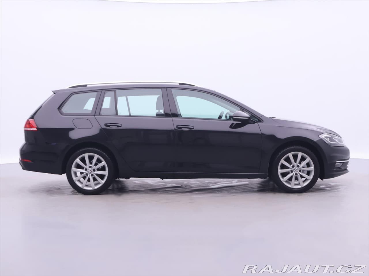 2017 Volkswagen GOLF - 8