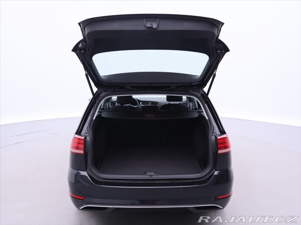 2017 Volkswagen GOLF - 9