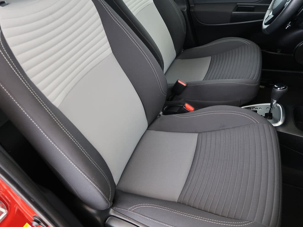 2018 Toyota YARIS - 13
