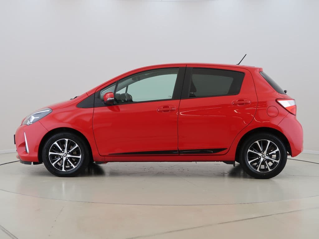 2018 Toyota YARIS - 8