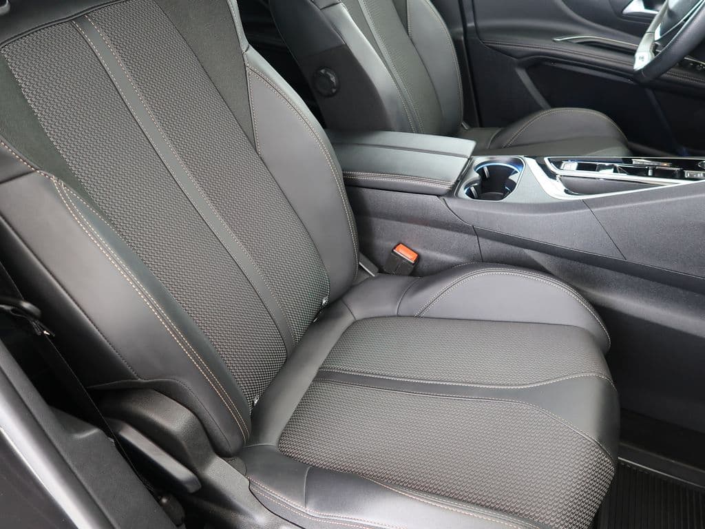 2023 Peugeot 3008 - 14