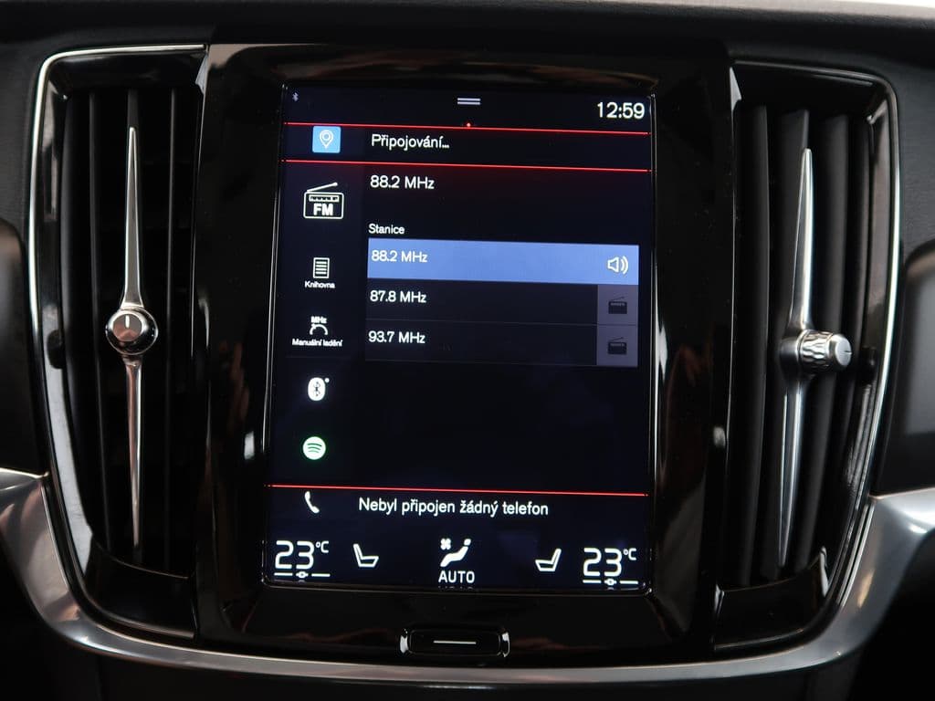 2017 Volvo V90 - 19