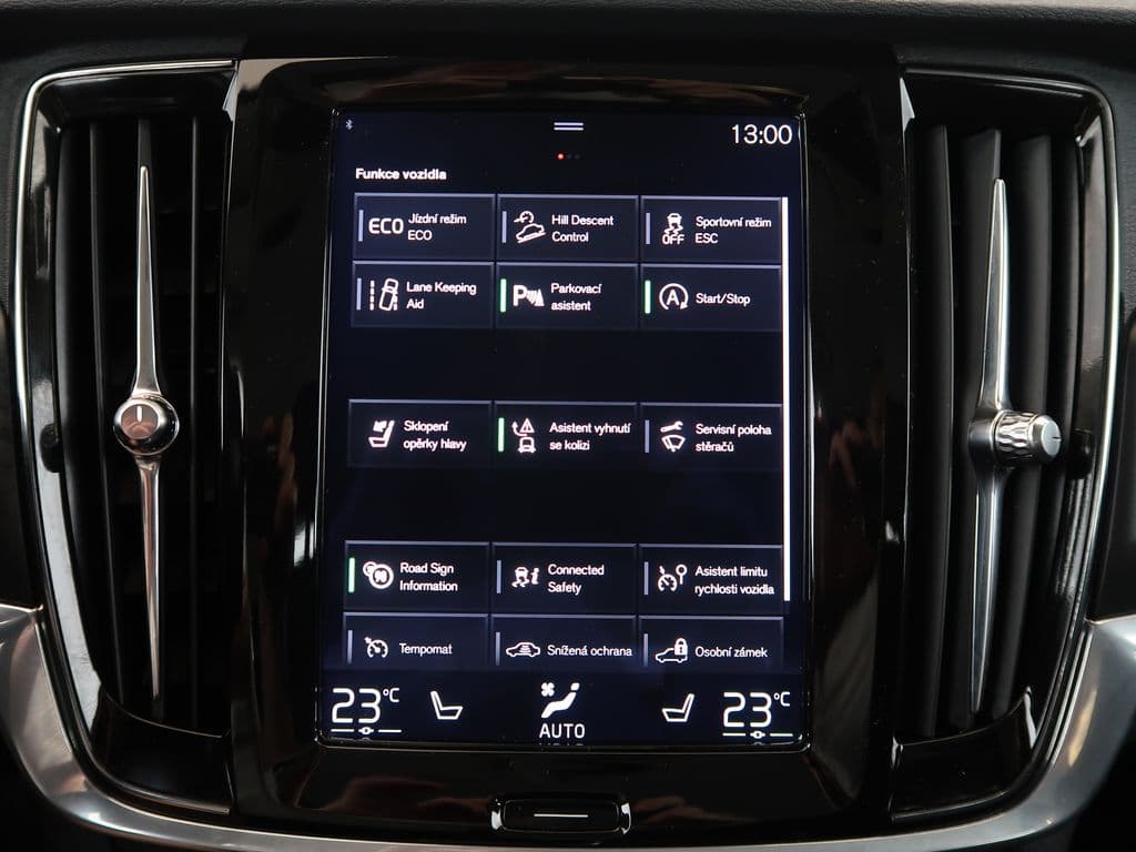 2017 Volvo V90 - 20