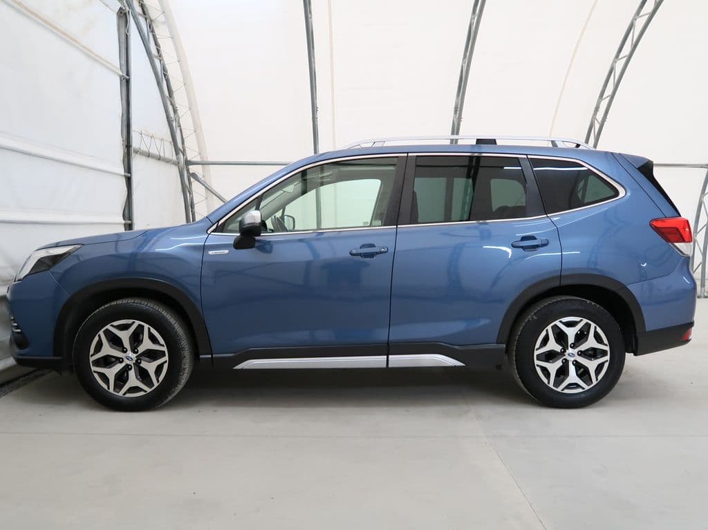 2023 Subaru FORESTER - 10