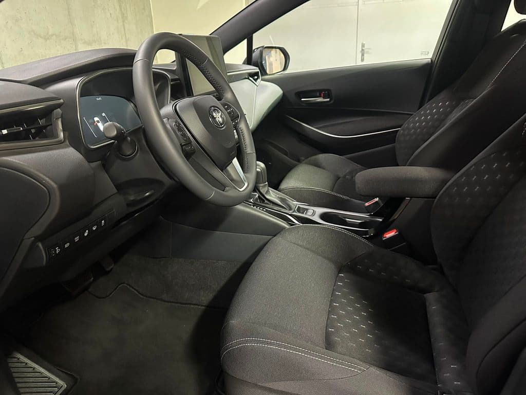 2026 Toyota COROLLA - 9