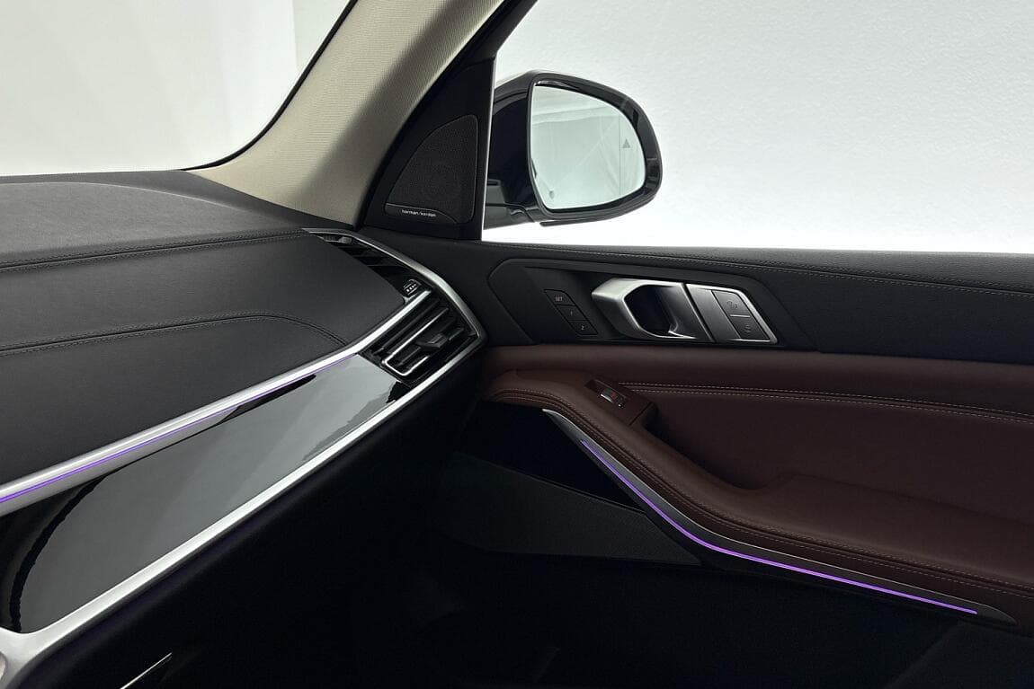 2020 BMW X7 - 20
