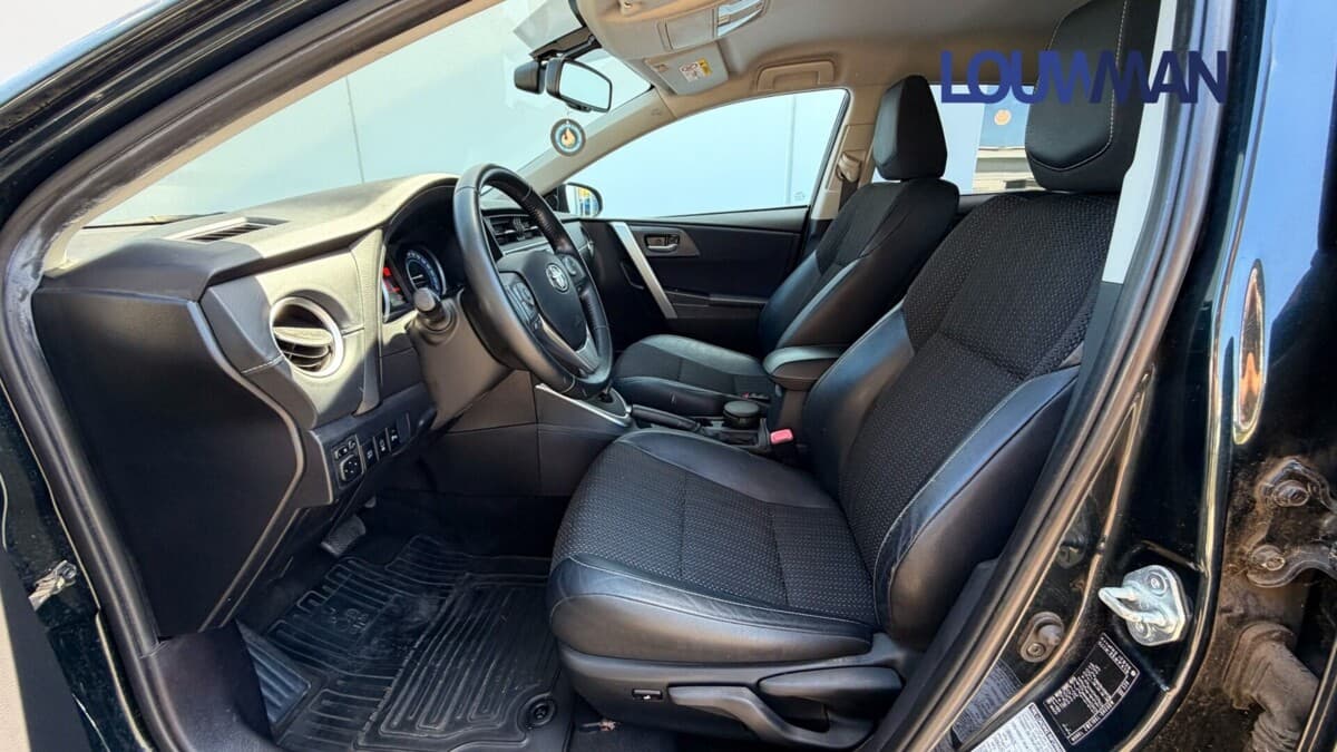 2013 Toyota AURIS - 11