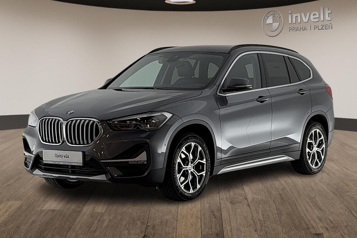 2022 BMW X1
