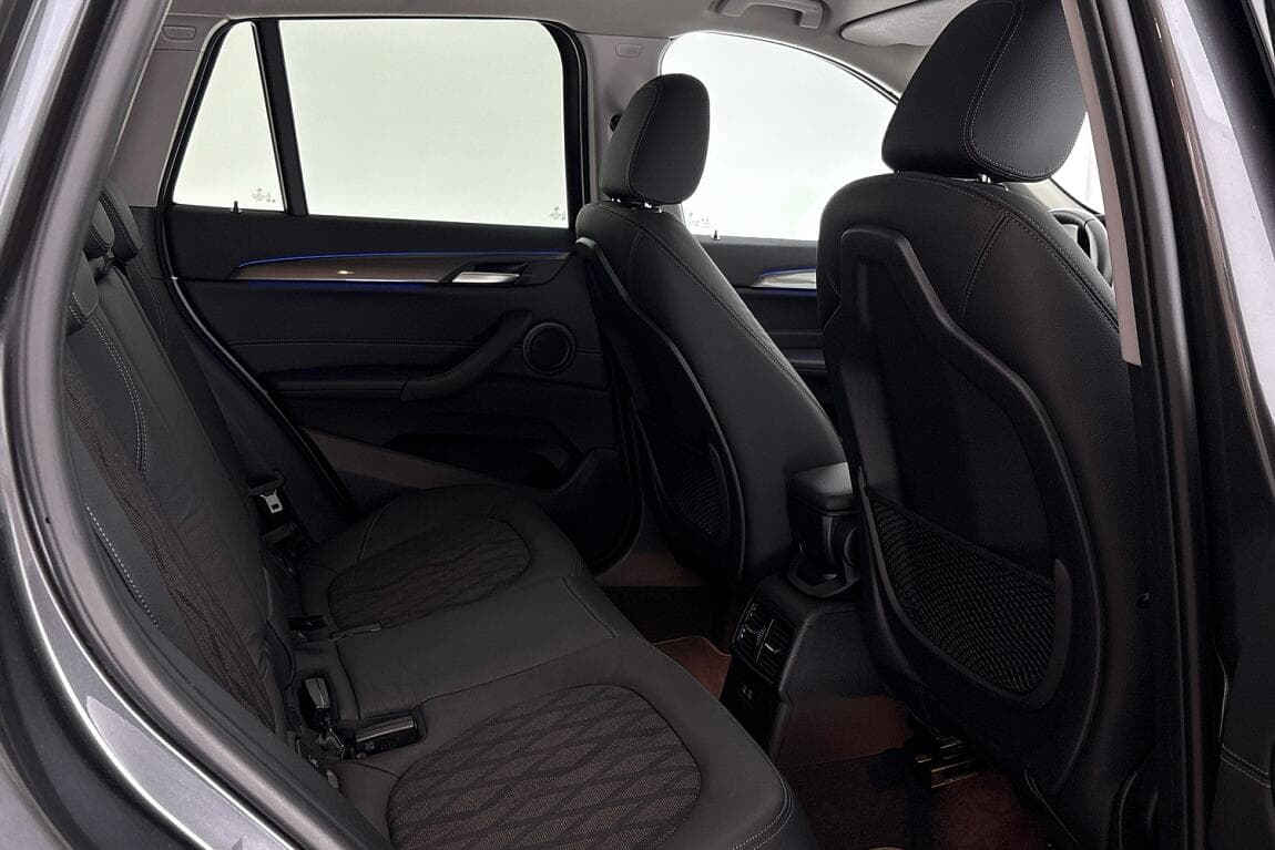 2022 BMW X1 - 11