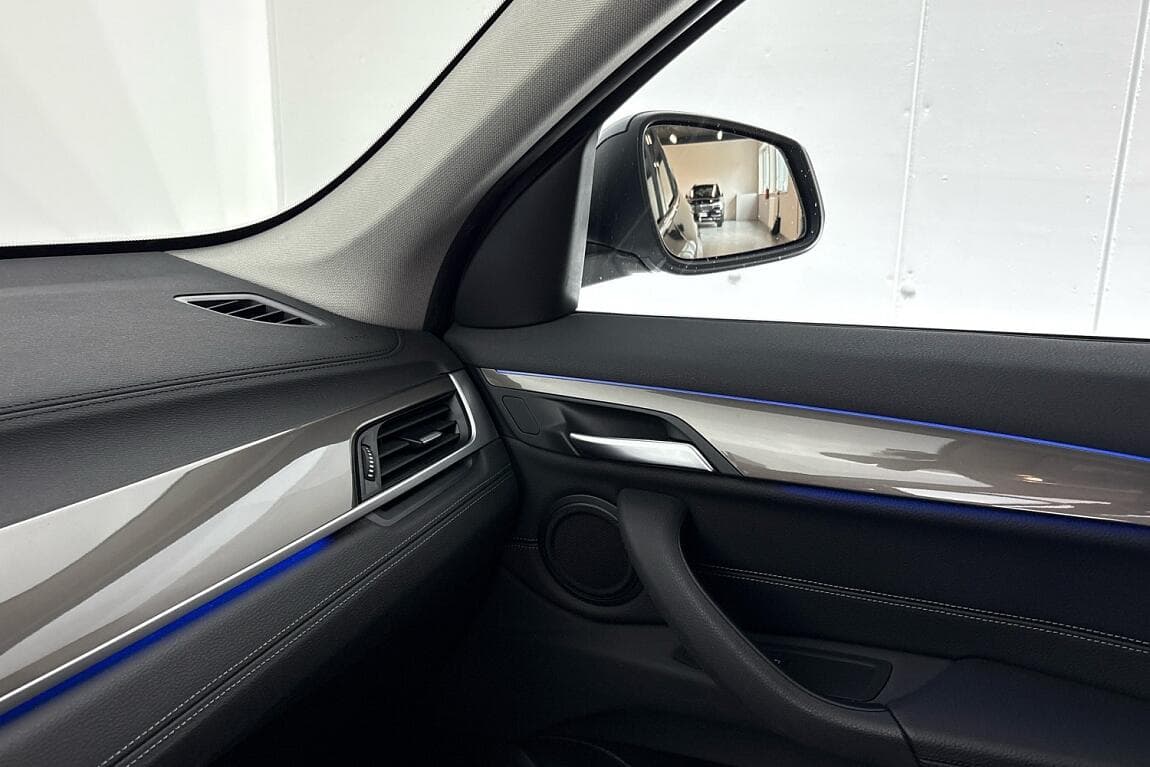 2022 BMW X1 - 16