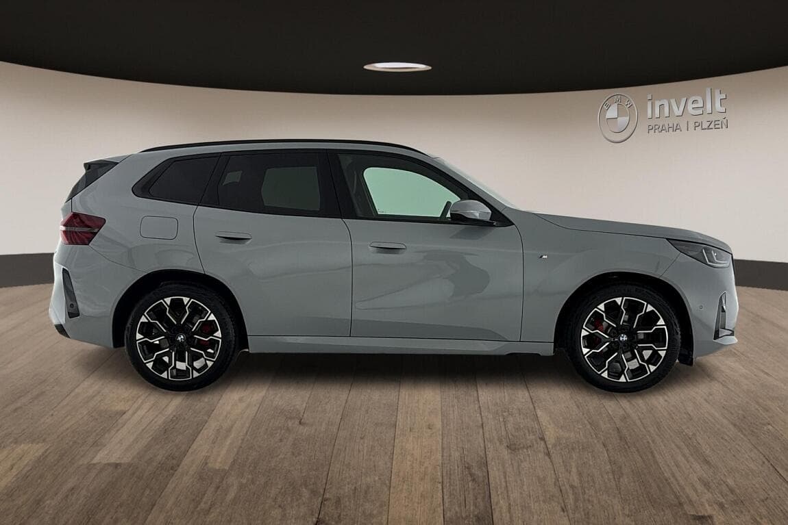 2025 BMW X3 - 2