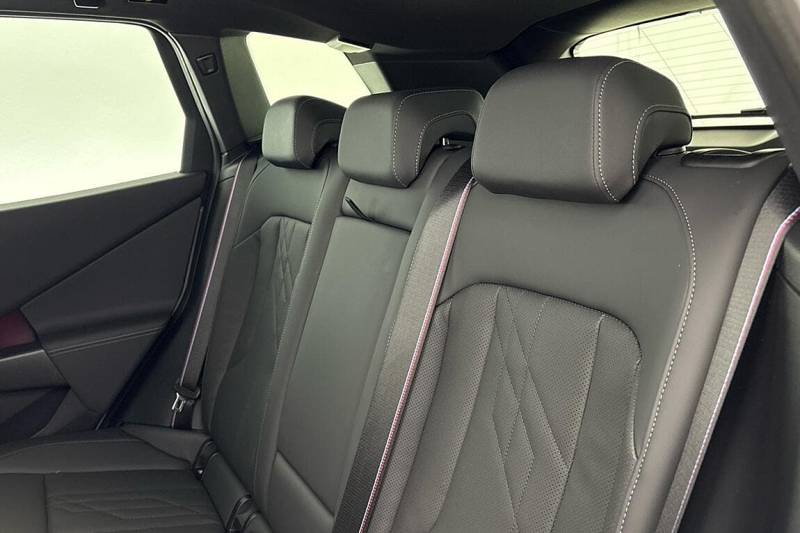2025 BMW X3 - 8