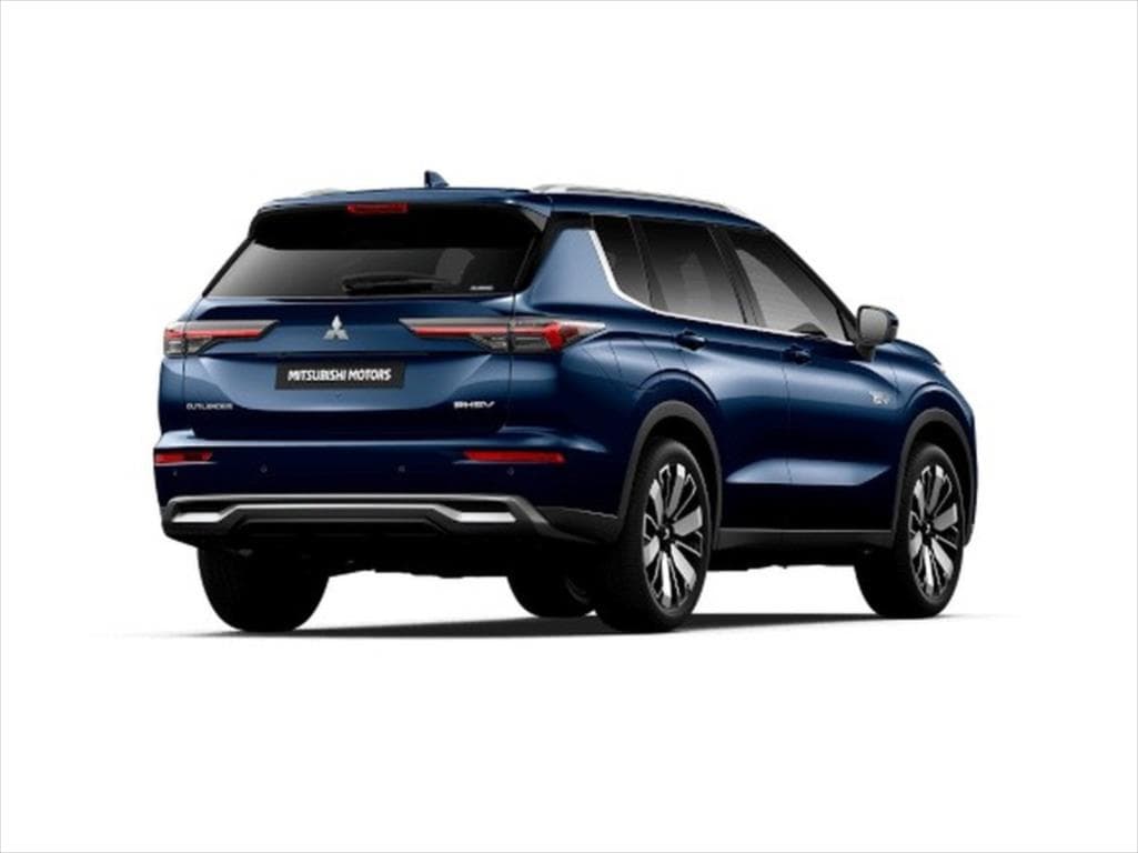 2025 Mitsubishi OUTLANDER - 2
