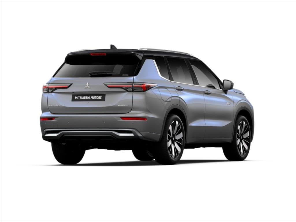 2025 Mitsubishi OUTLANDER - 2