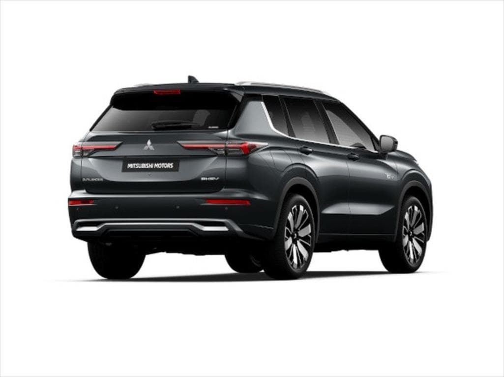 2025 Mitsubishi OUTLANDER - 2