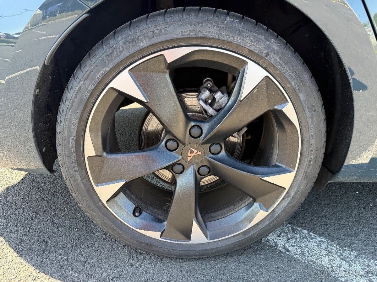 2025 Cupra LEON - 11