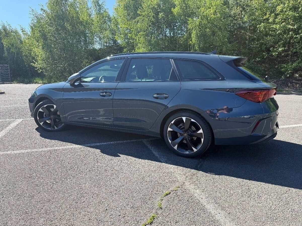 2025 Cupra LEON - 3