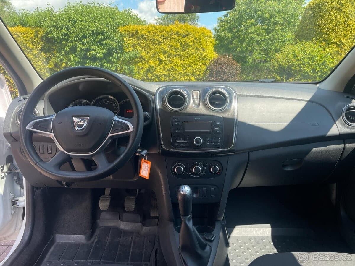 2017 Dacia LOGAN - 5