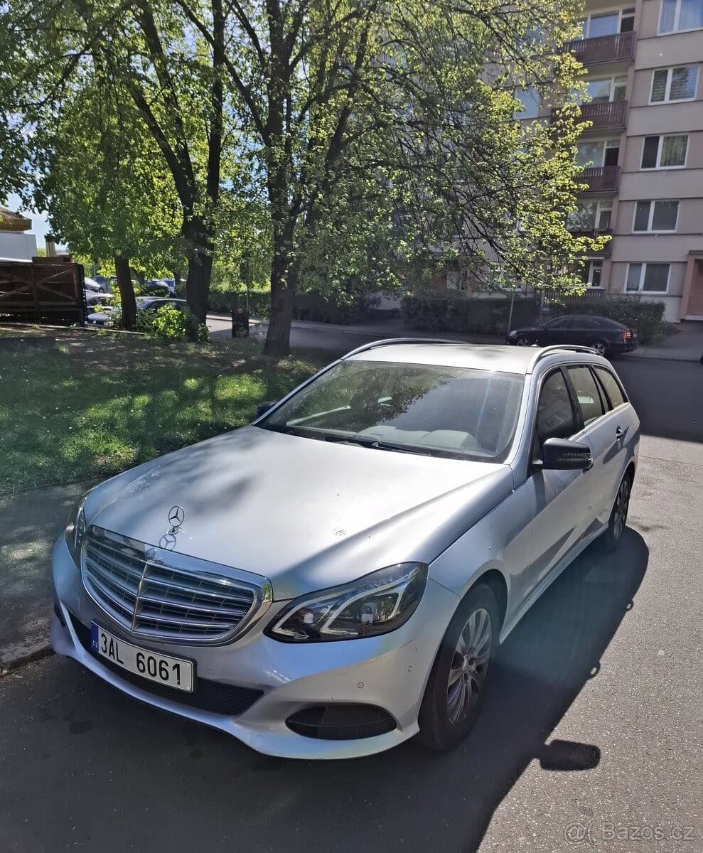 2013 Mercedes-Benz E-CLASS - 6