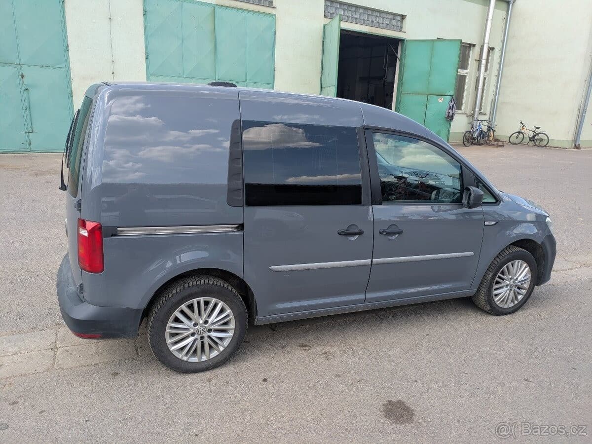 2018 Volkswagen CADDY - 11