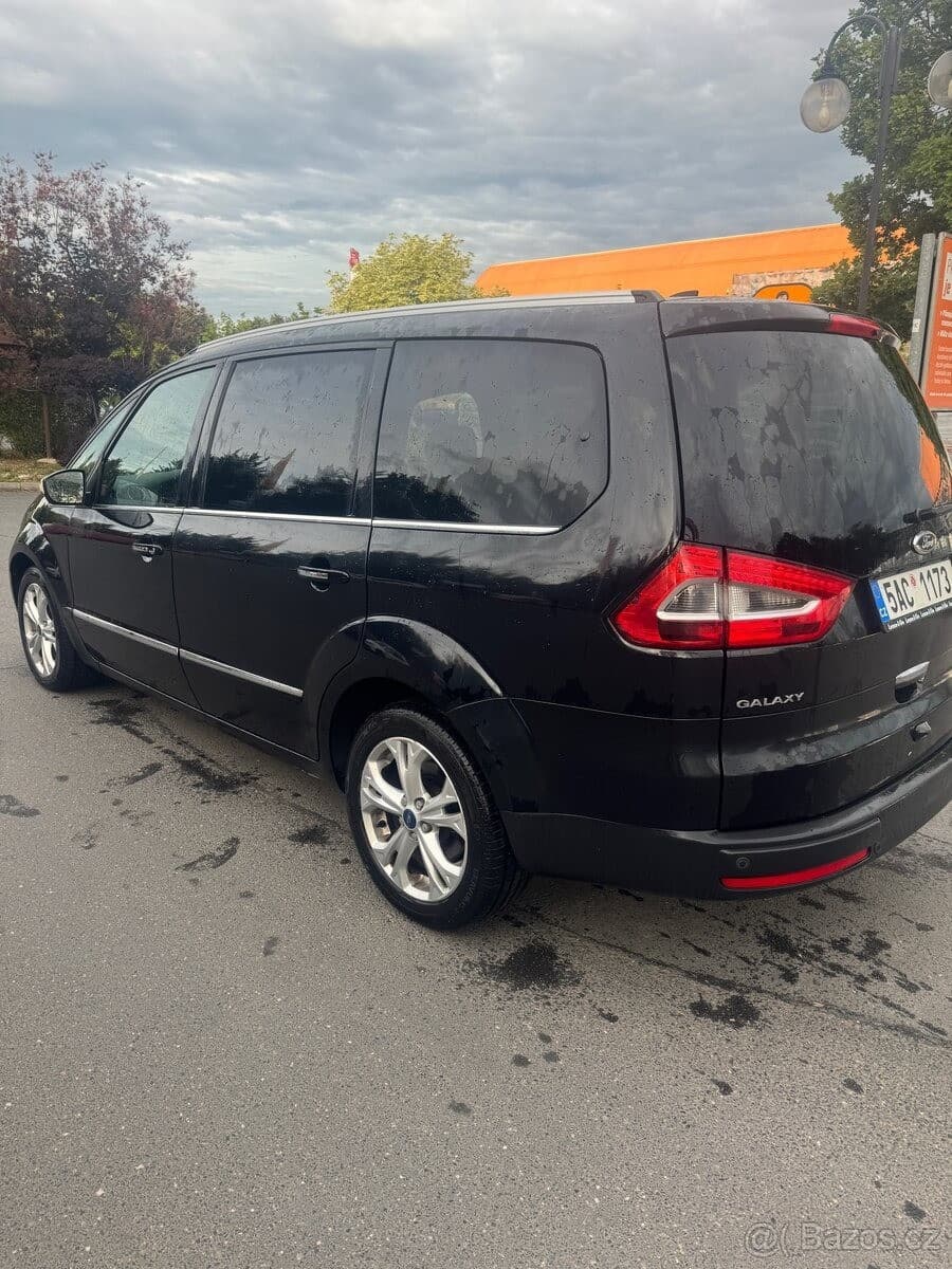 2012 Ford GALAXY - 11