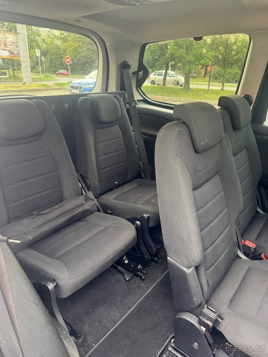 2012 Ford GALAXY - 15