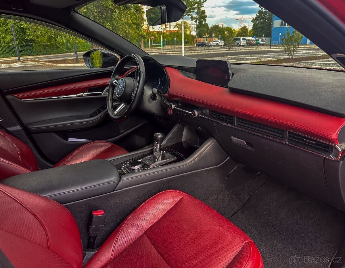 2021 Mazda 3 - 16