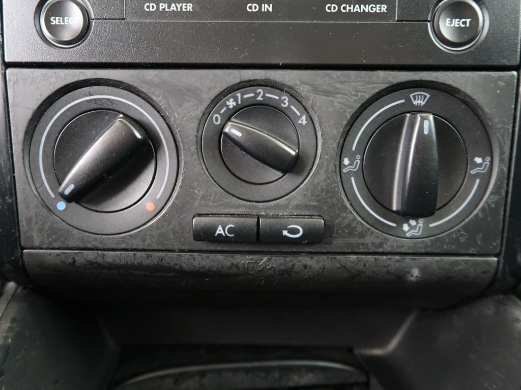 1999 Volkswagen GOLF - 17