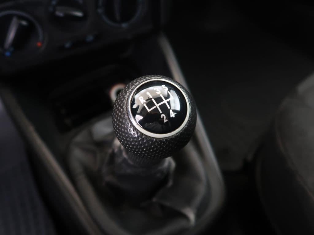 1999 Volkswagen GOLF - 18