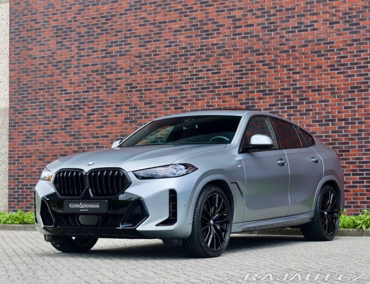 2023 BMW X6 - 25