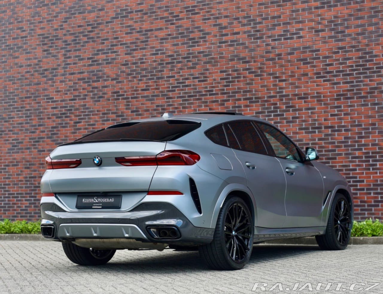 2023 BMW X6 - 27