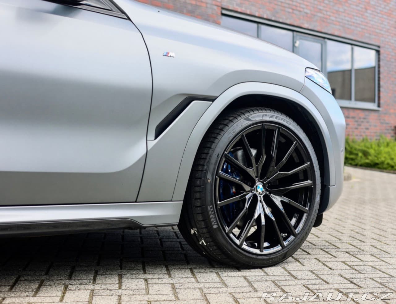 2023 BMW X6 - 31