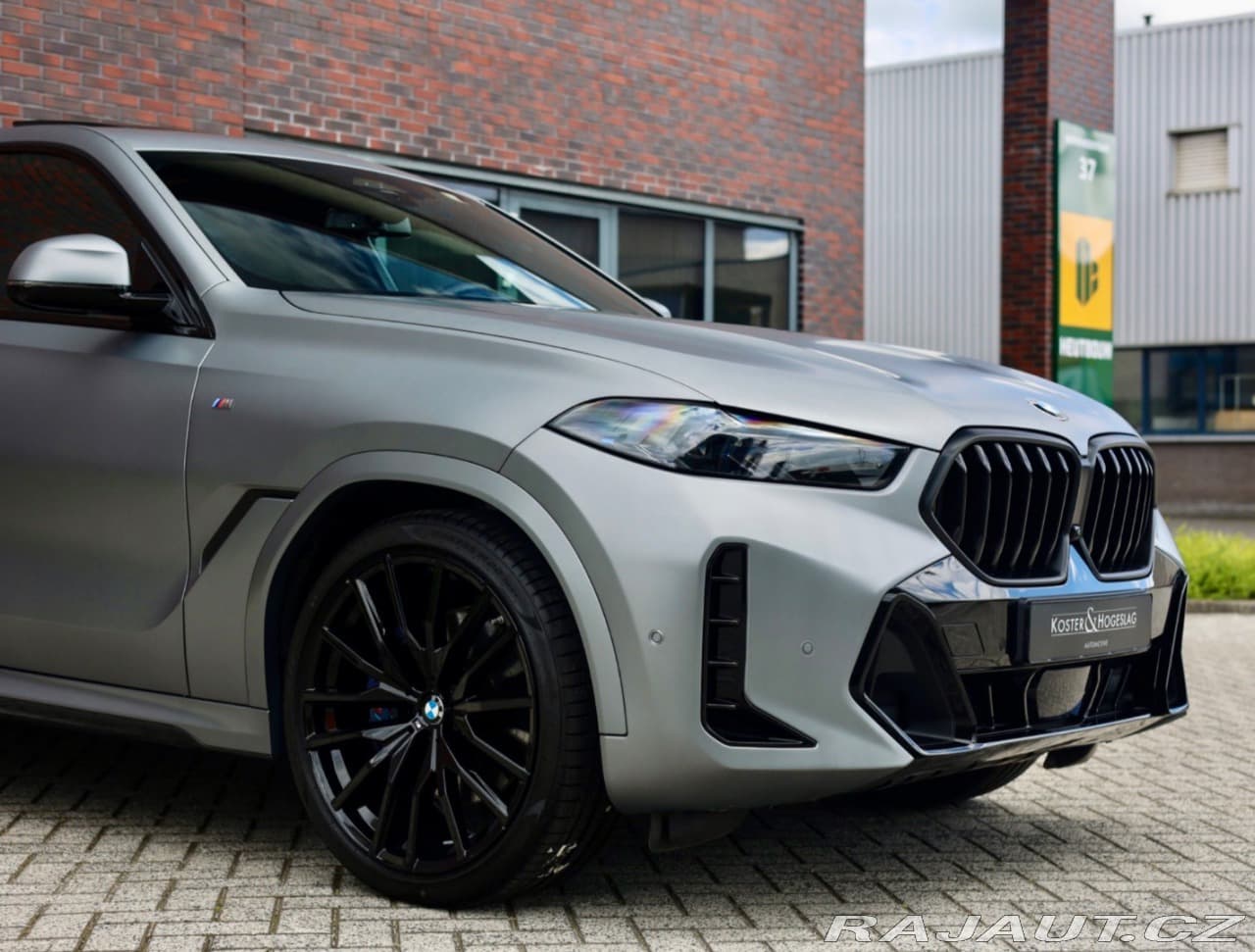 2023 BMW X6 - 9