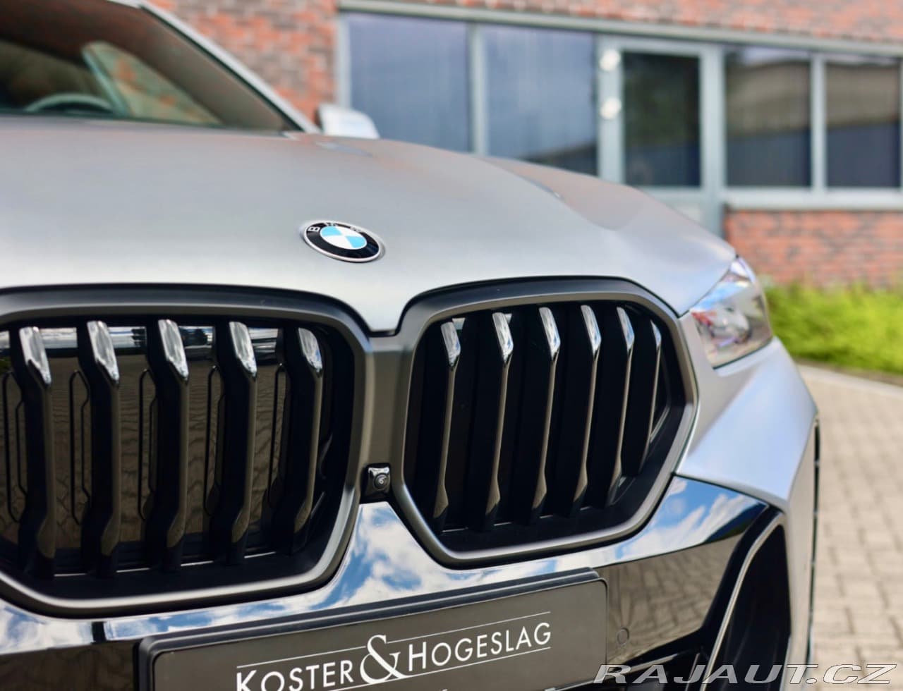 2023 BMW X6 - 11