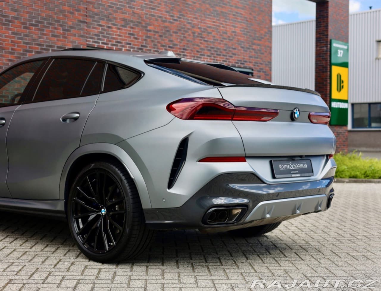 2023 BMW X6 - 13