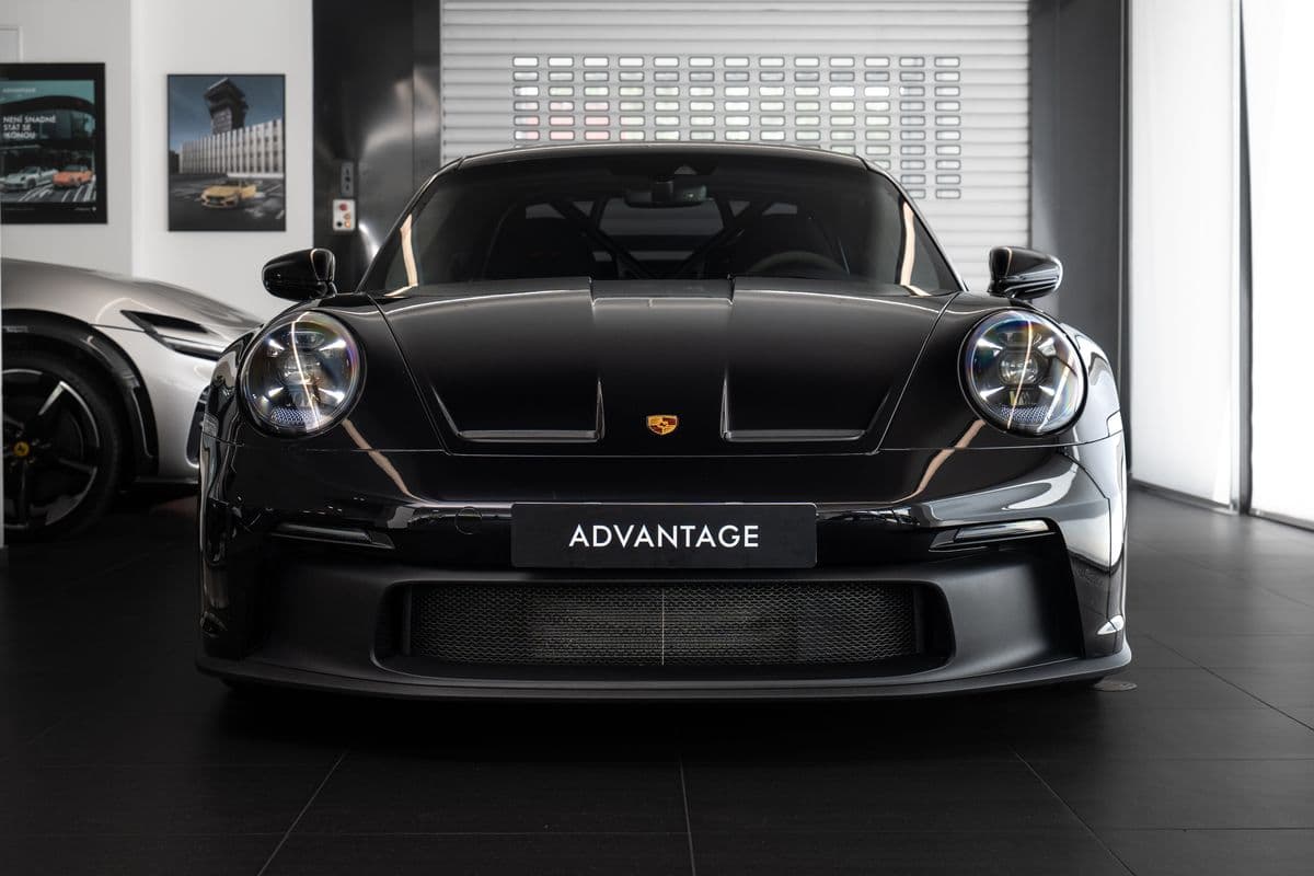 2023 Porsche 911 - 3