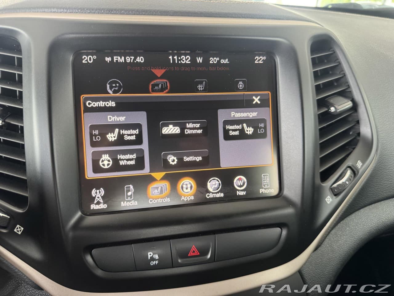 2017 Jeep CHEROKEE - 23