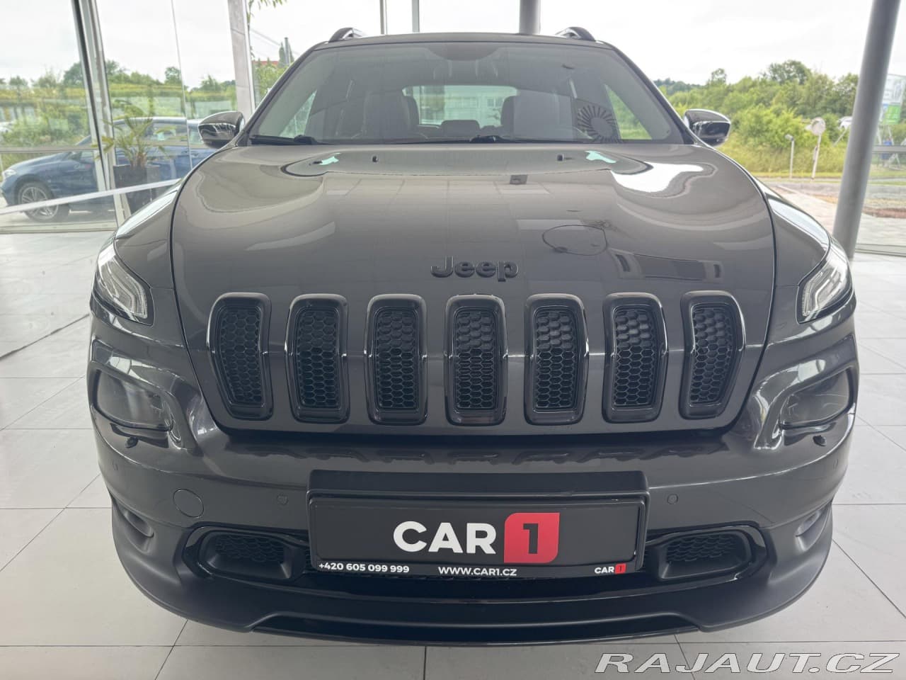 2017 Jeep CHEROKEE - 3