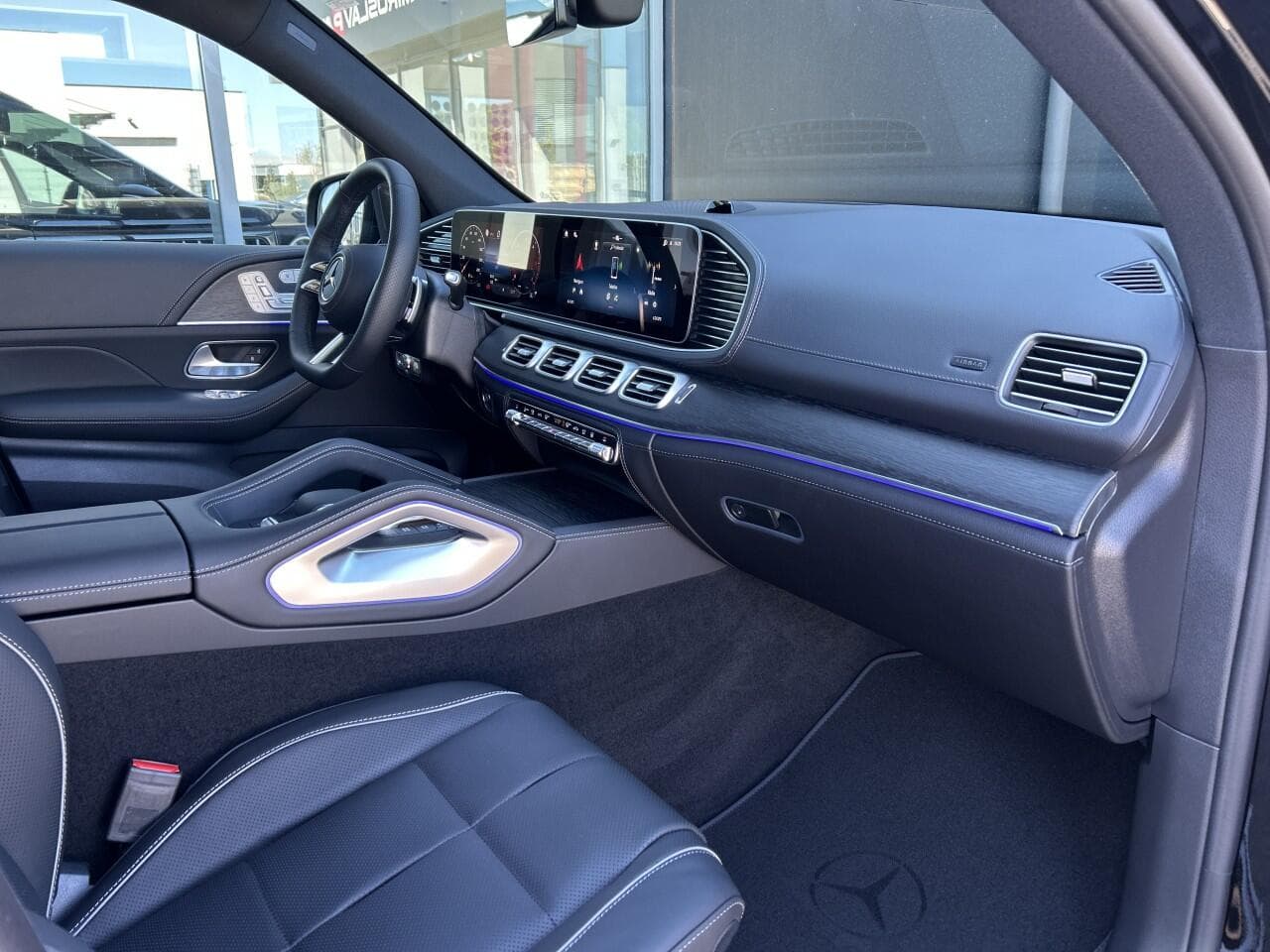 2026 Mercedes-Benz GLS - 25