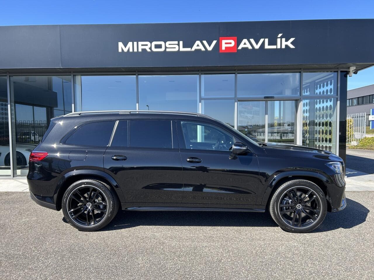 2026 Mercedes-Benz GLS - 7