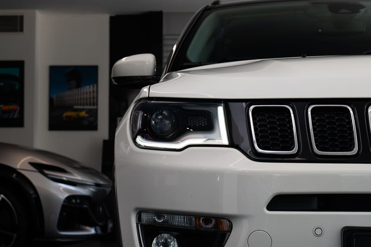 2019 Jeep COMPASS - 20