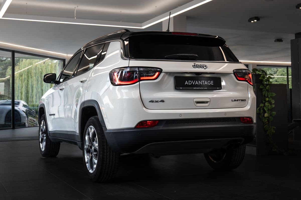 2019 Jeep COMPASS - 4