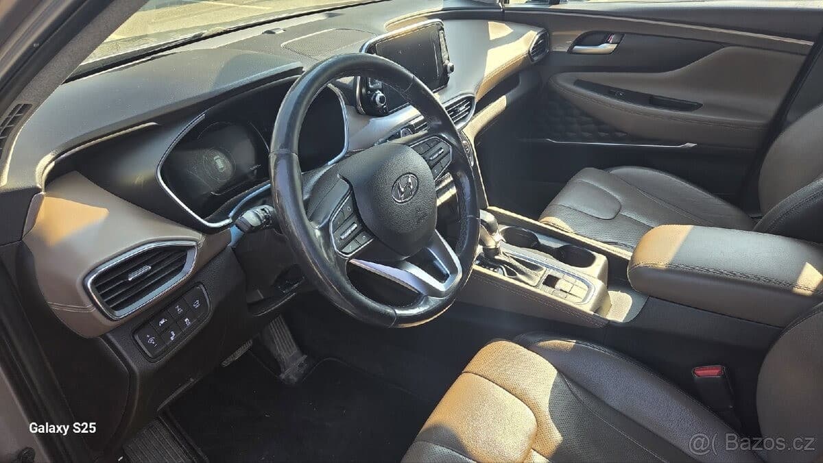 2020 Hyundai SANTA FE - 8