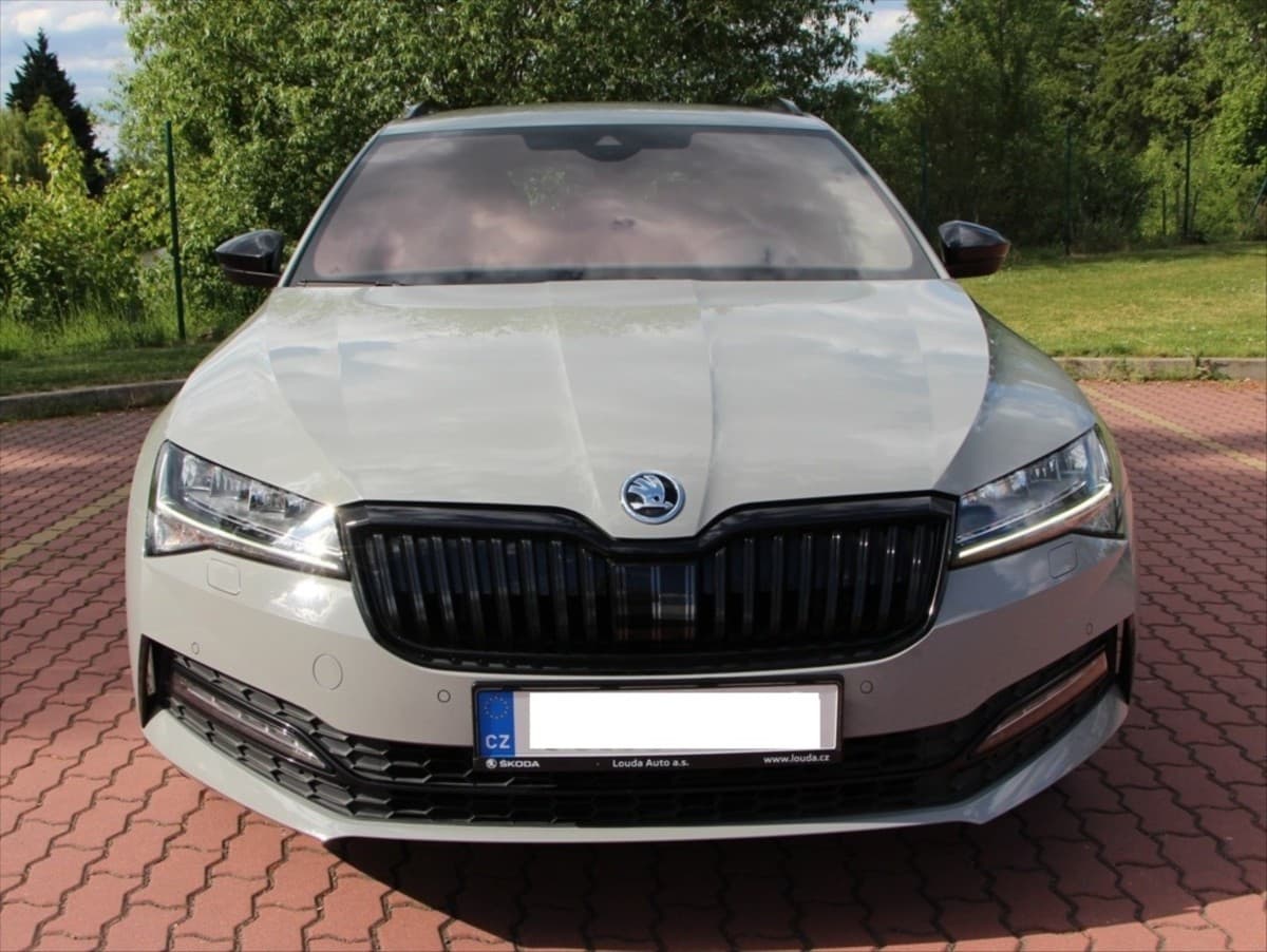 2023 Škoda SUPERB - 39